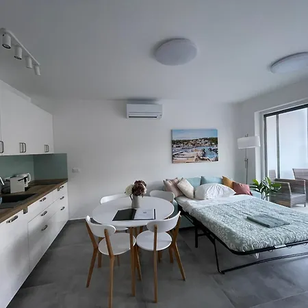 Apartment Blue Bay