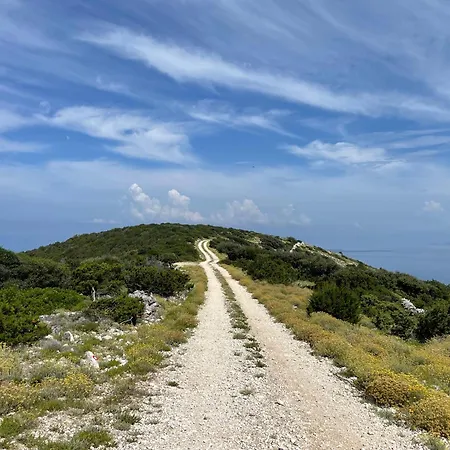 Blue Bay نيغيزيني